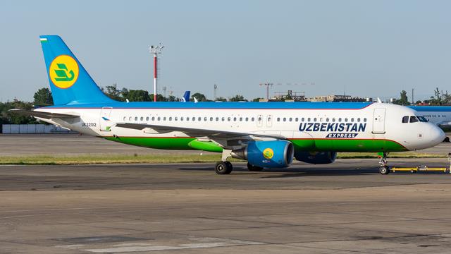 UK32012:Airbus A320-200:Uzbekistan Airways